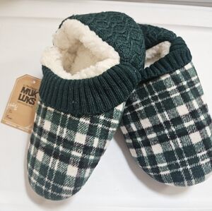 MUK LUKS Women's Step-In Soft Sole Flannel Slipper Green Plaid Sz M (7-8) New